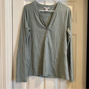 Athleta Uptempo Ribbed Long Sleeve Sage Green Henley Top Women's Size Large